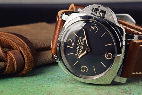 panerai sausage vs sandwich dial|Panerai waffle dials.